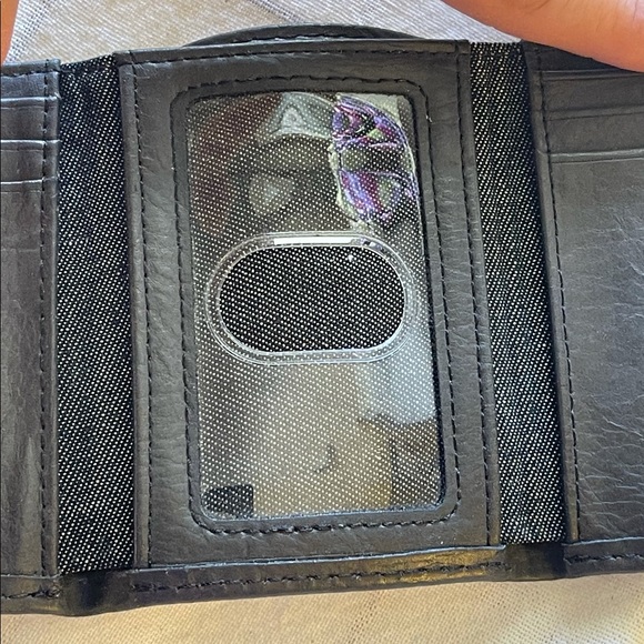 Levi’s Strauss and co. Men’s wallet. - Picture 5 of 7